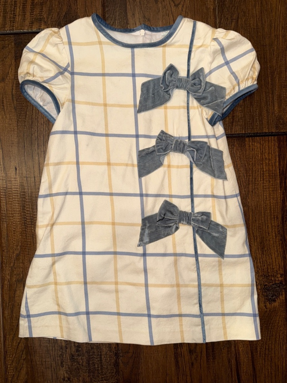 Edgehill Collection Ivory Plaid Dress with Blue Velvet Bows. Size 6X. Worn twice